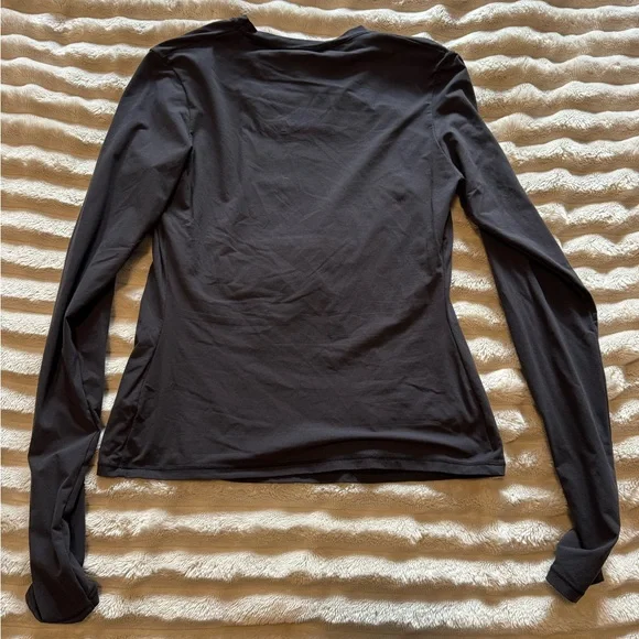 Skims Fits Everybody Long Sleeve Shirt - Picture 3 of 3